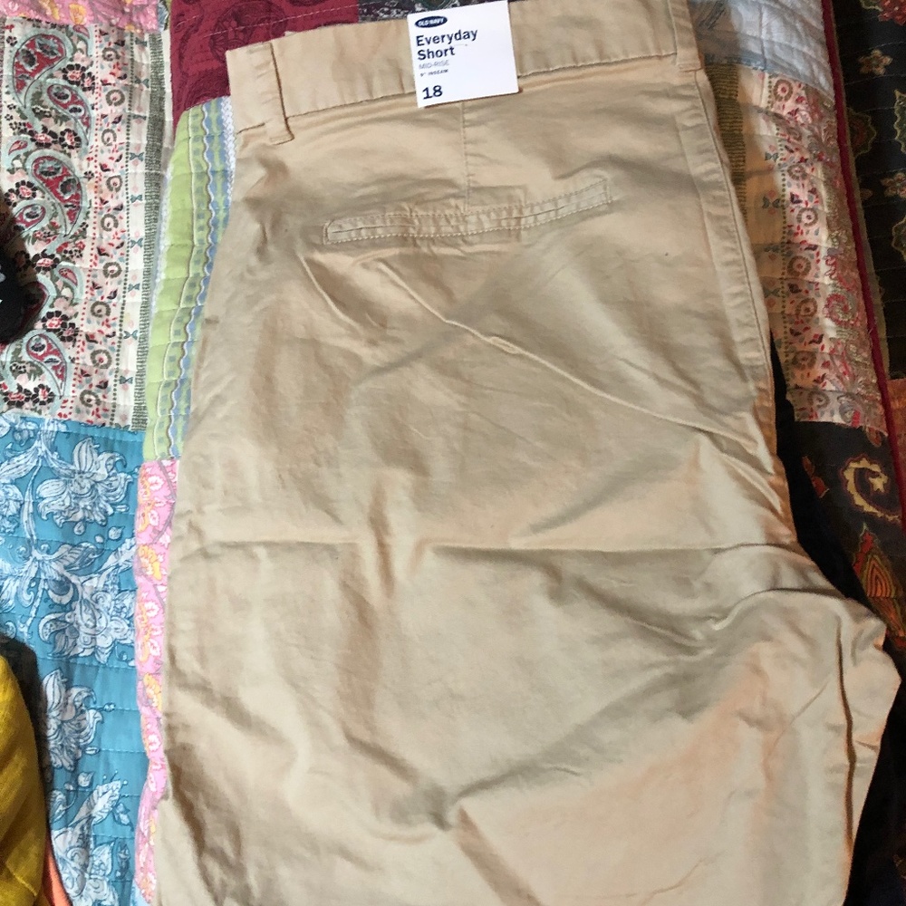 OLD NAVY Shorts 9” length